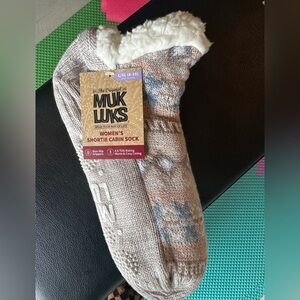 Muk Luks Women's Shortie Cabin Sock - Cream and Brown